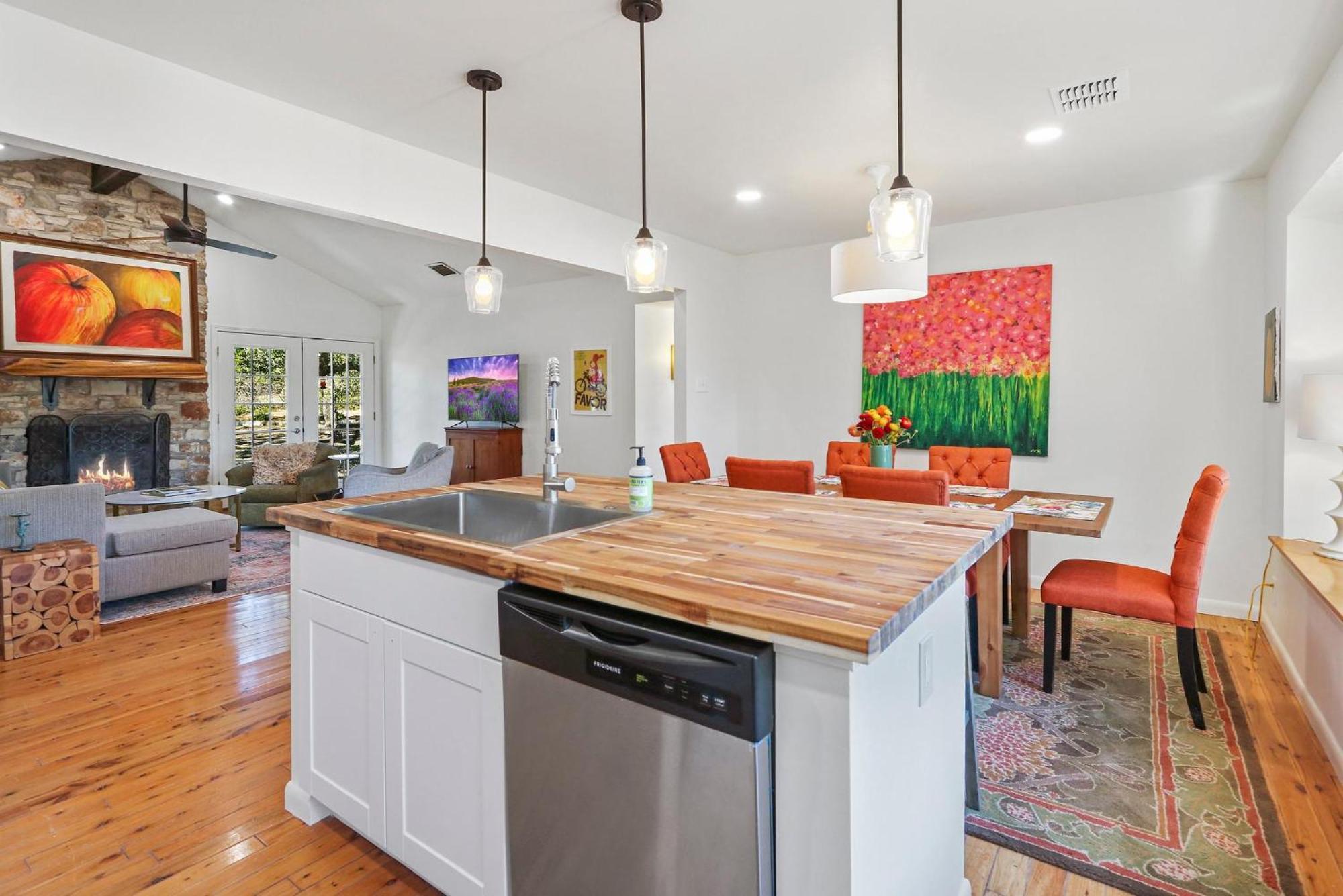 Red Donkey Cottage Wimberley Luaran gambar